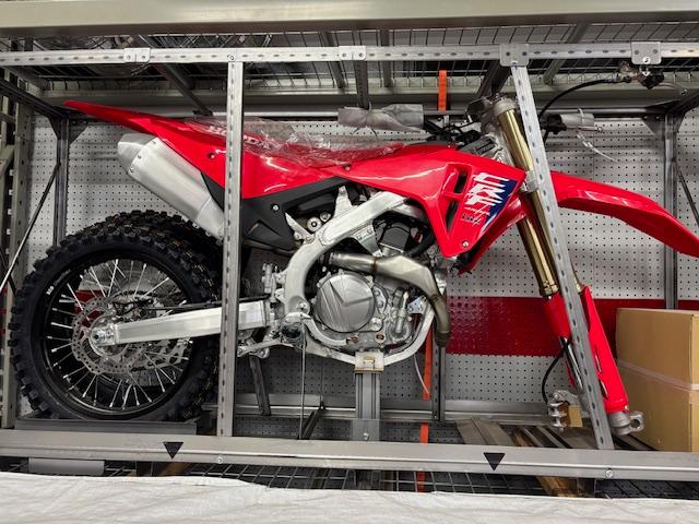 	045TCR189	... Photo when Honda prepped, hopefully soon ..!!  .. 